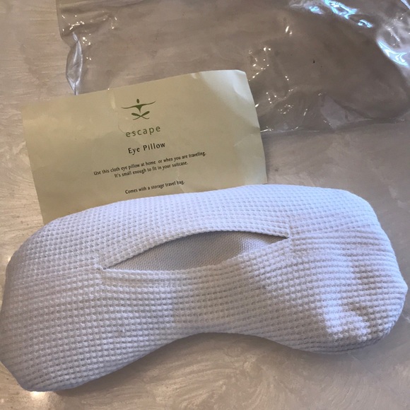 New Eye Pillow - Picture 3 of 4